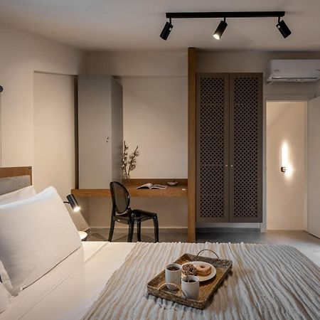 Iris Suites Nikiti エクステリア 写真