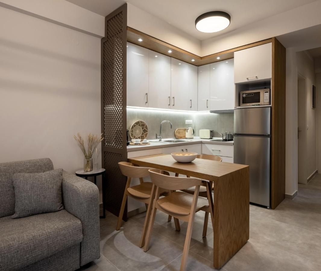 Iris Suites Nikiti エクステリア 写真